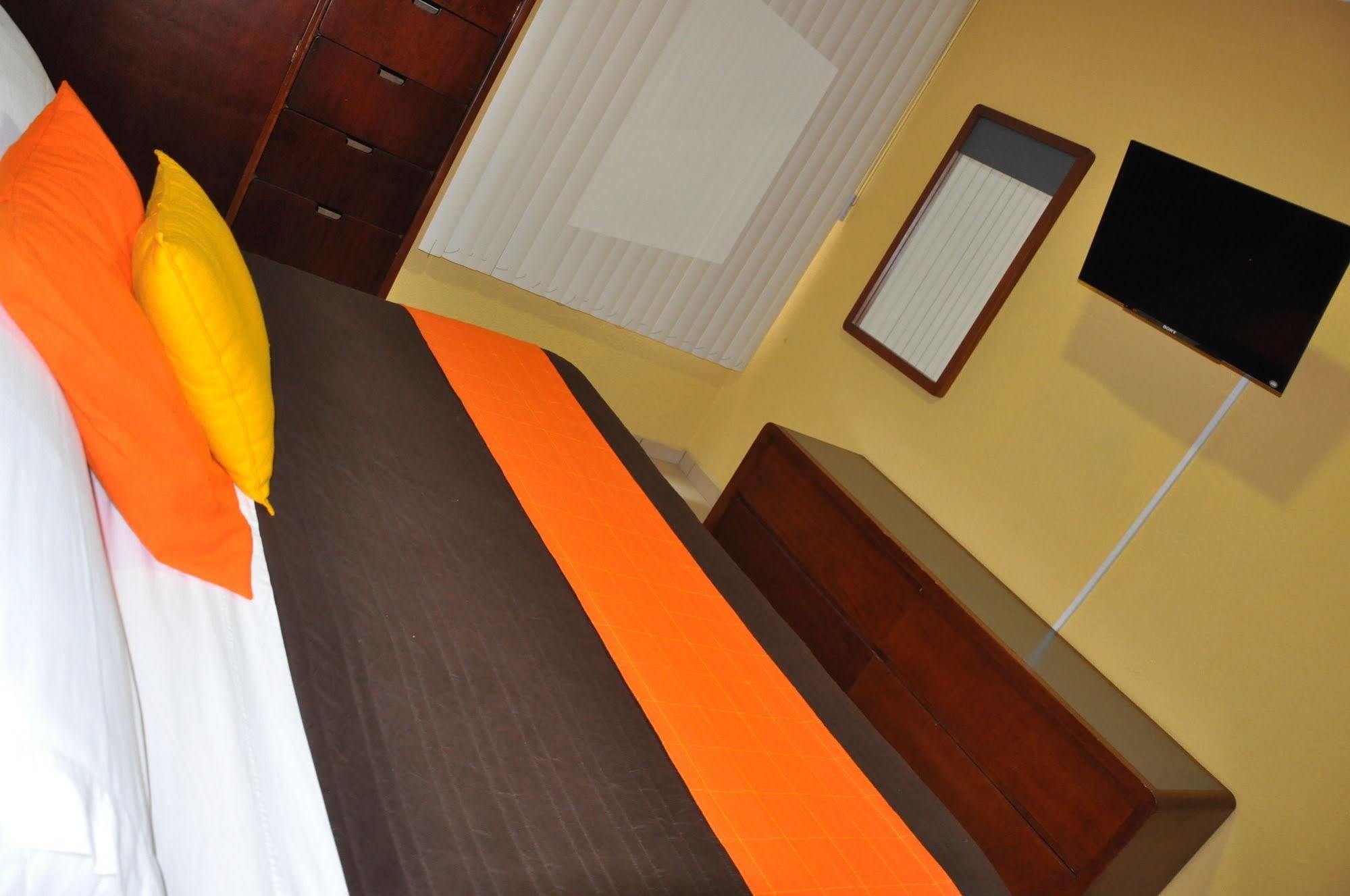 Hotel Santa Lucia Del Bosque 산루이스포토시주 외부 사진